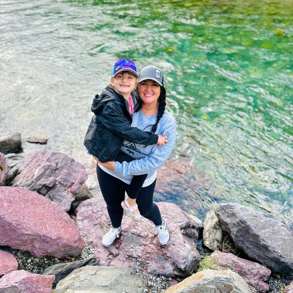 Meet your Posher, Laryssa - Picture 4 of 16